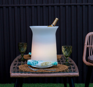 Solarbetriebener Eiswürfelbehälter Malta