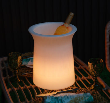 Solarbetriebener Eiswürfelbehälter Malta