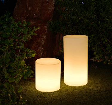 Säulenförmige Outdoor-Standleuchte TUBY