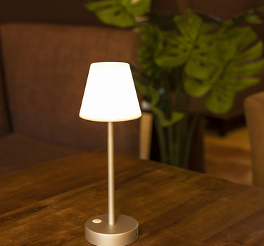 TISCHLAMPE LOLA SLIM 30 | INNENANWENDUNG