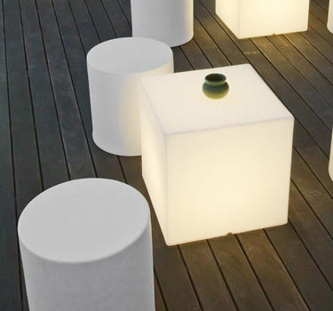 Runder Hocker in Farbe Tafy 38